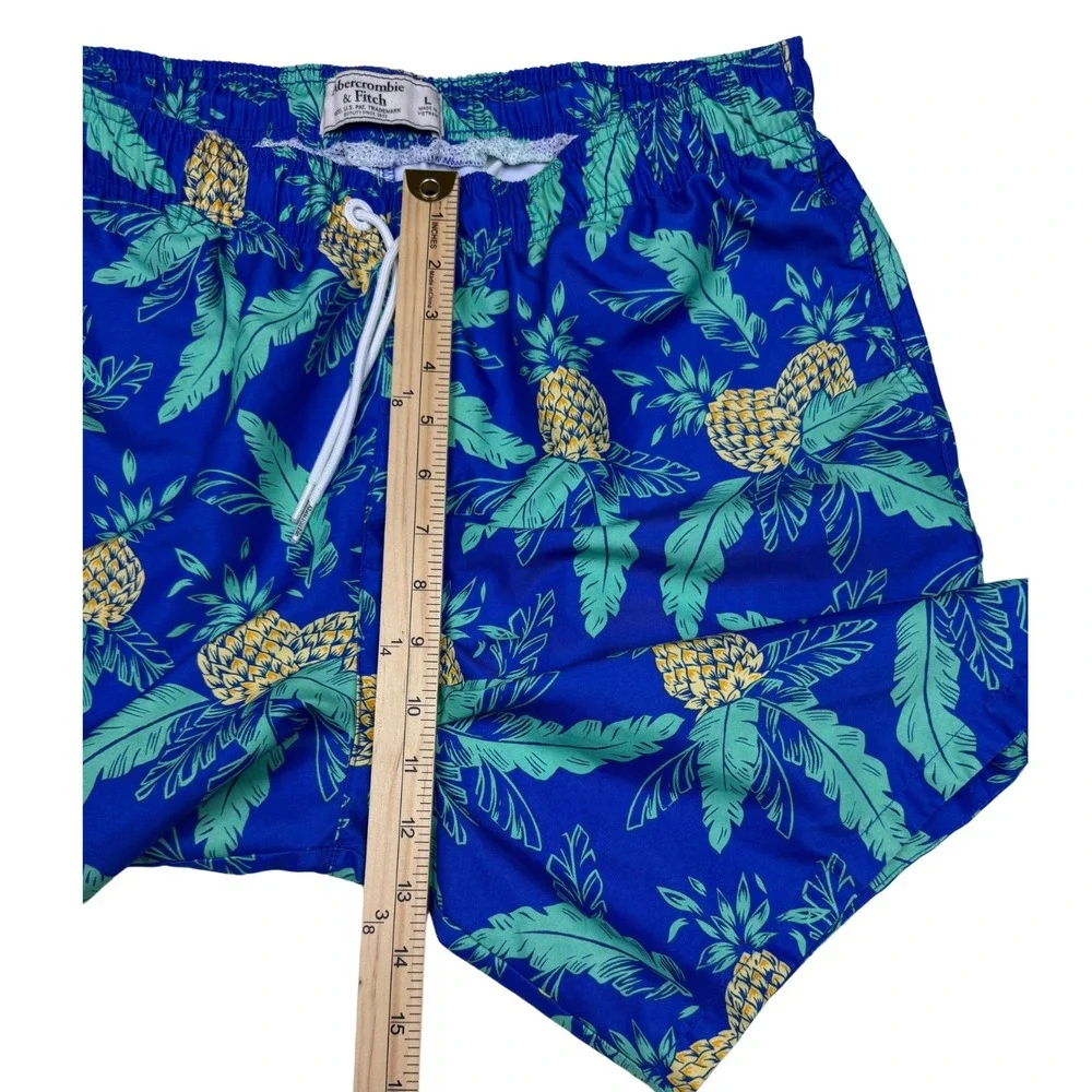 Abercrombie & Fitch Swim Trunks Shorts Mens Pineapple Print Beach‎ Hawaii Large